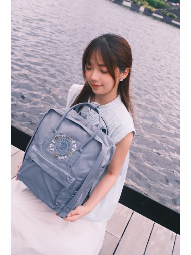 【本色限定】 Fjallraven Kanken No.2 –  Rose Whisper Air  / Classic Size 